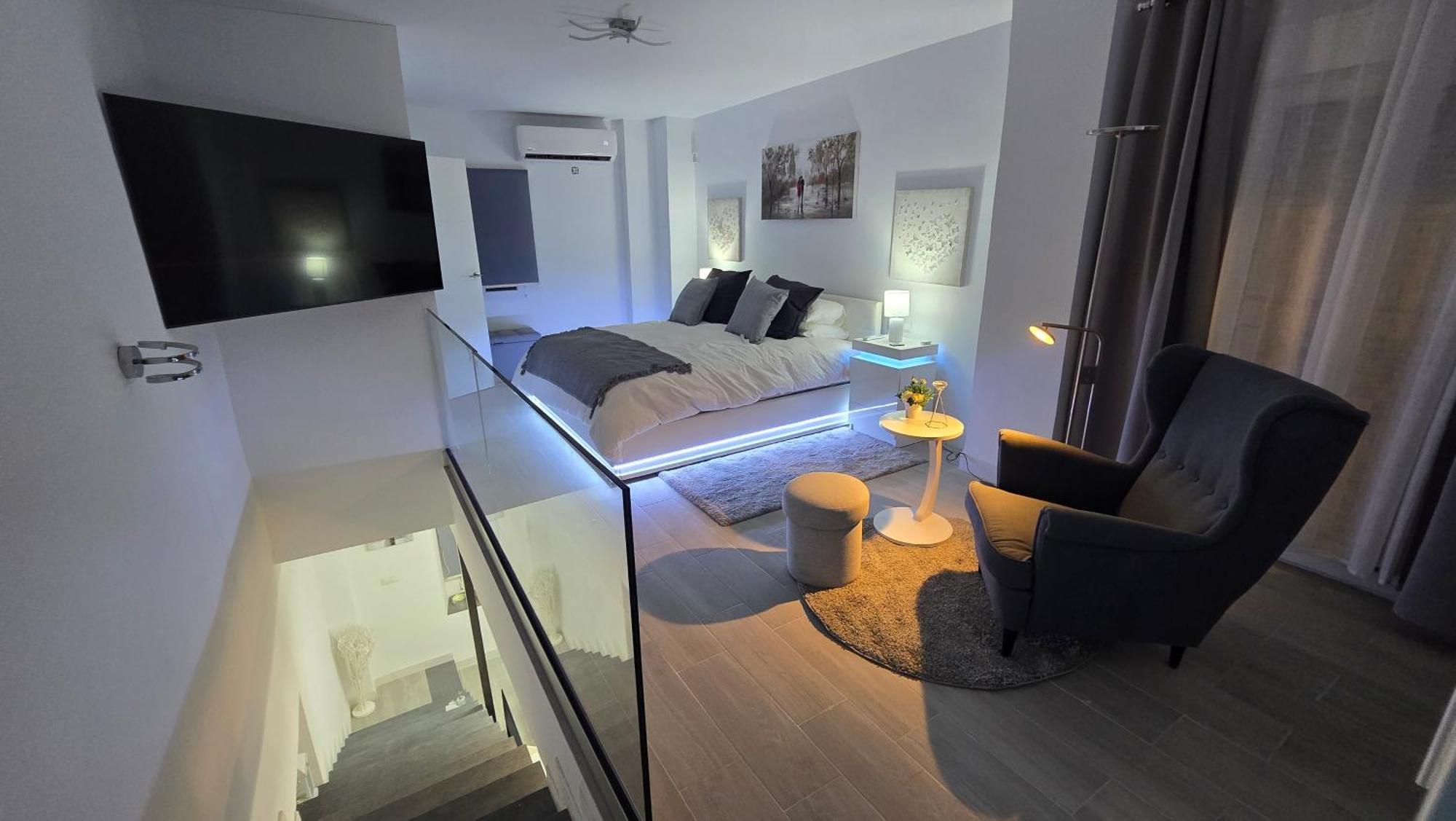 Biclahome Casa De Lujo De 2 Plantas Con Garage Holiday home Santa Fe (Granada)