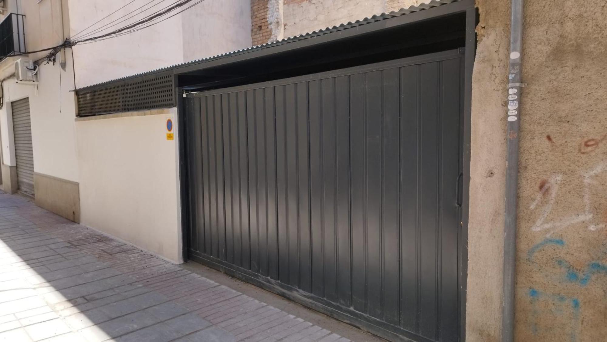 Biclahome Casa De Lujo De 2 Plantas Con Garage Holiday home *